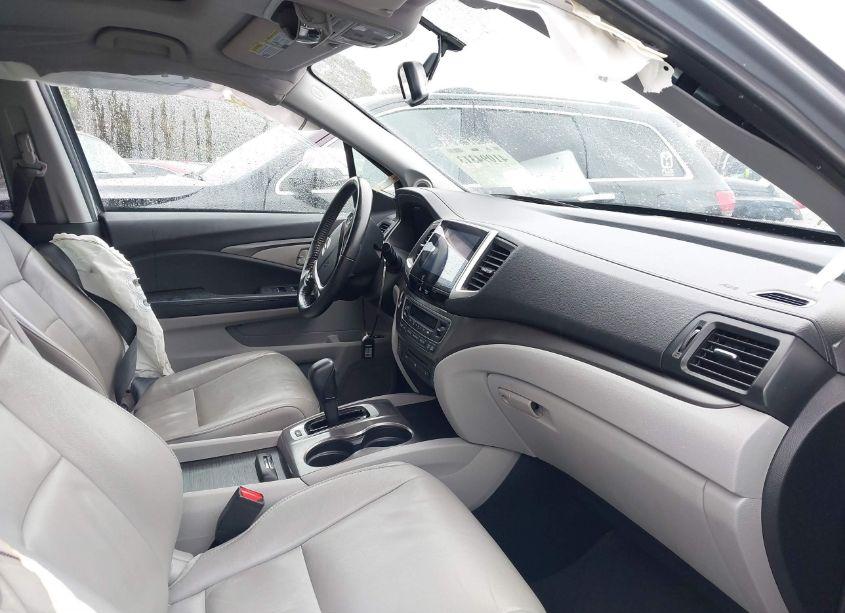 Photo 5 of 2016 Honda Pilot EX-L (VIN 5FNYF6H80GB114672)