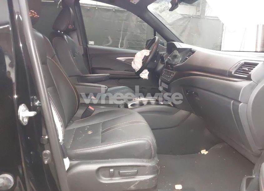 Photo 5 of 2022 Honda Pilot AWD TRAILSPORT (VIN 5FNYF6H81NB062109)