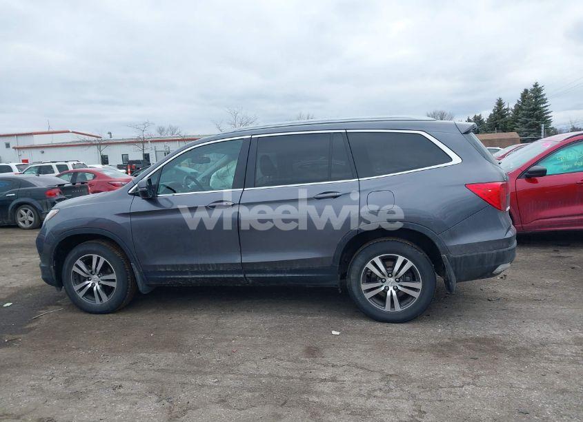 Photo 14 of 2017 Honda Pilot EX-L (VIN 5FNYF6H82HB501208)