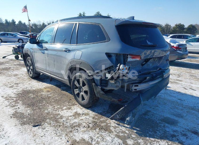Photo 3 of 2022 Honda Pilot AWD TRAILSPORT (VIN 5FNYF6H82NB032908)