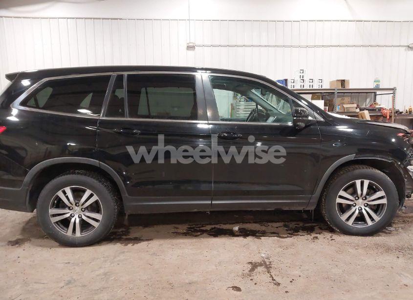 Photo 14 of 2016 Honda Pilot EX-L (VIN 5FNYF6H83GB051051)