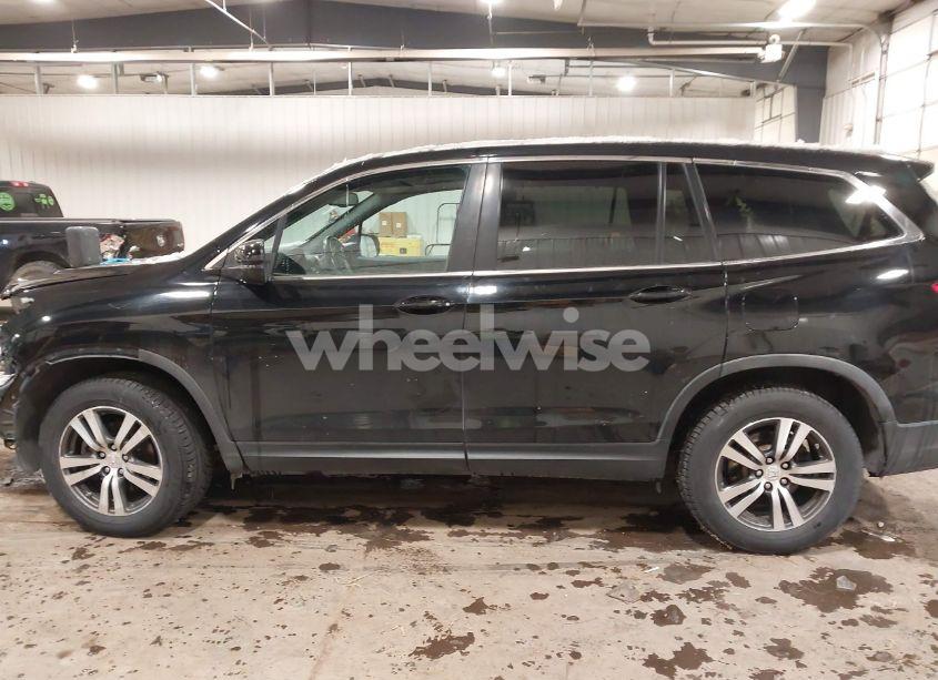 Photo 15 of 2016 Honda Pilot EX-L (VIN 5FNYF6H83GB051051)