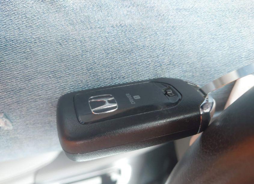 Photo 11 of 2017 Honda Pilot EX-L (VIN 5FNYF6H83HB003745)