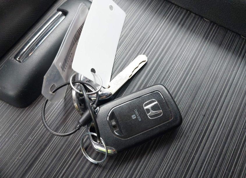 Photo 11 of 2022 Honda Pilot AWD TRAILSPORT (VIN 5FNYF6H83NB065254)