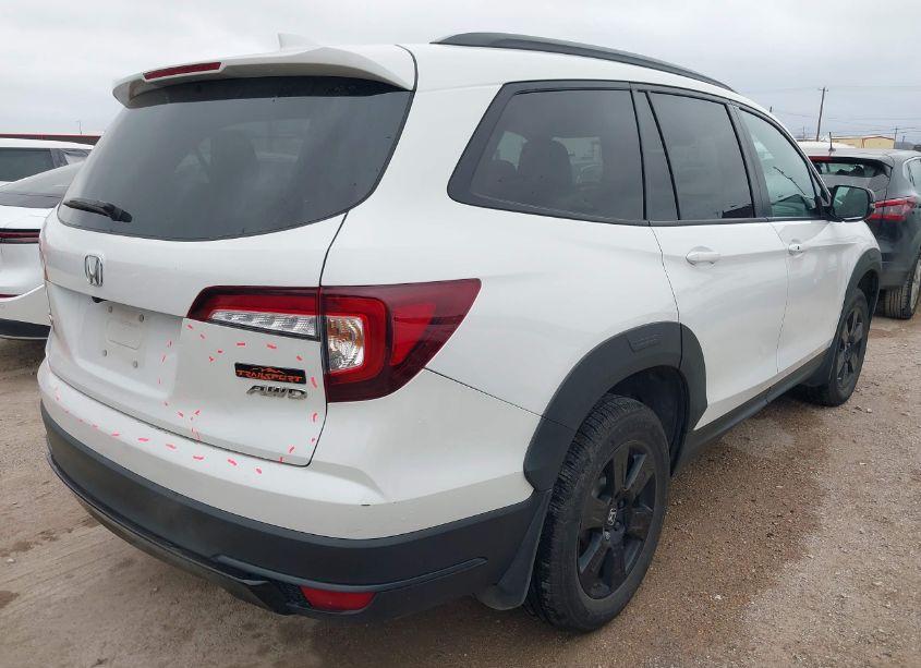 Photo 4 of 2022 Honda Pilot AWD TRAILSPORT (VIN 5FNYF6H83NB065254)