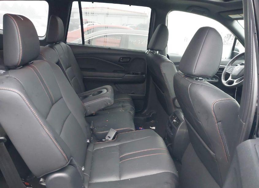 Photo 8 of 2022 Honda Pilot AWD TRAILSPORT (VIN 5FNYF6H83NB095158)