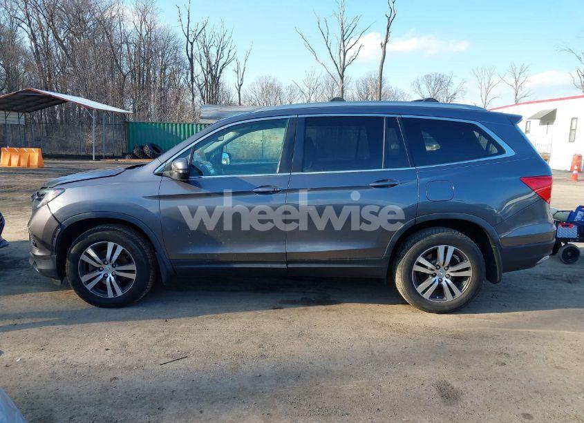 Photo 14 of 2016 Honda Pilot EX-L (VIN 5FNYF6H84GB016311)