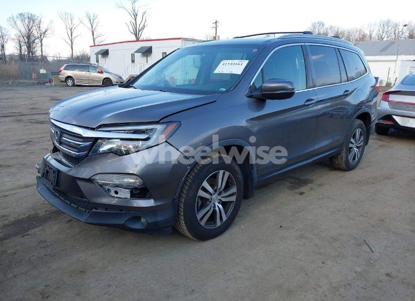 Photo 2 of 2016 Honda Pilot EX-L (VIN 5FNYF6H84GB016311)