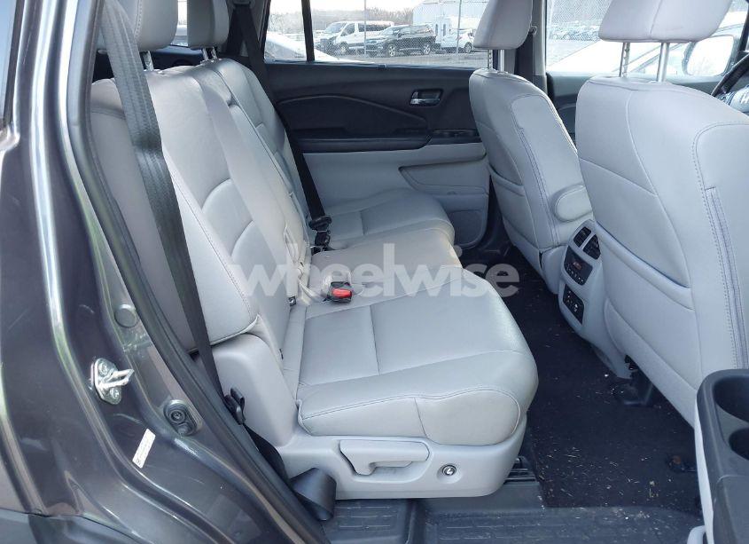 Photo 8 of 2016 Honda Pilot EX-L (VIN 5FNYF6H84GB016311)
