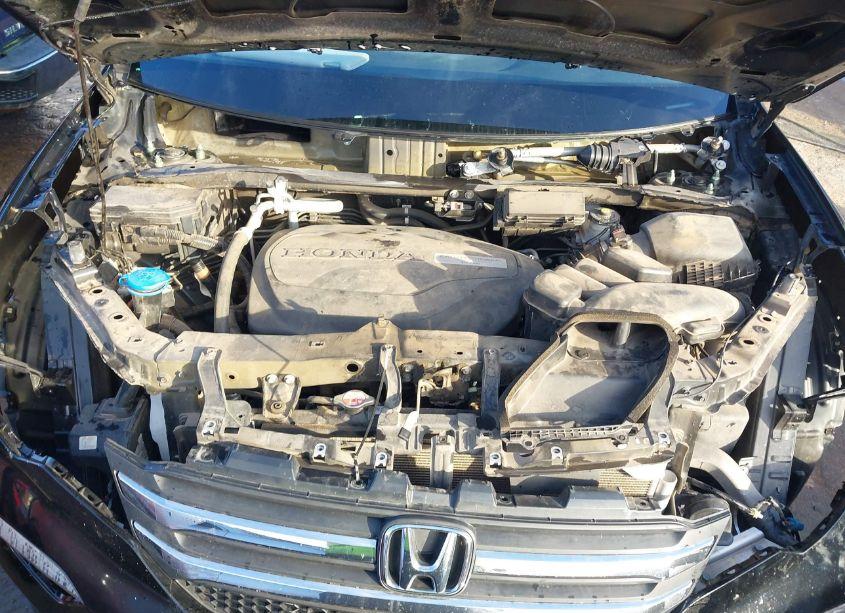 Photo 10 of 2018 Honda Pilot EX-L (VIN 5FNYF6H84JB036498)