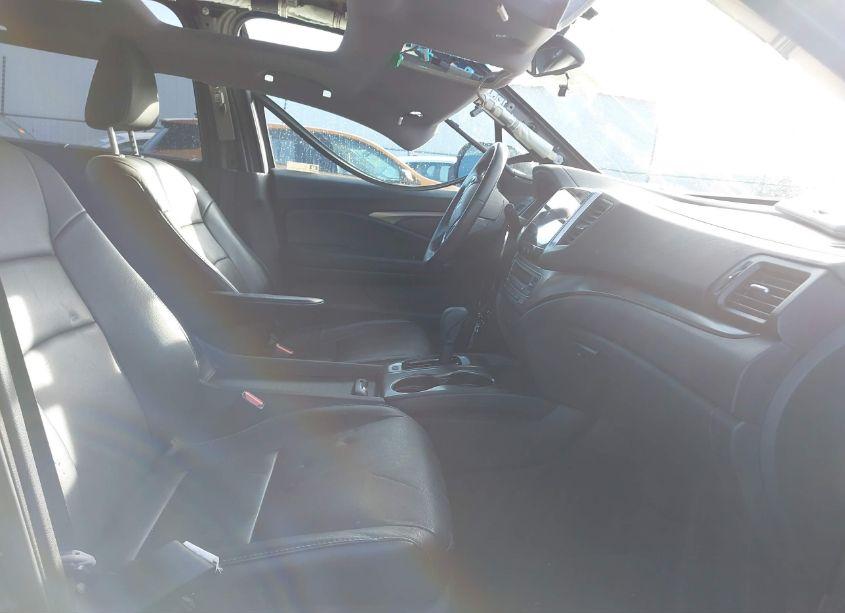 Photo 5 of 2018 Honda Pilot EX-L (VIN 5FNYF6H84JB036498)