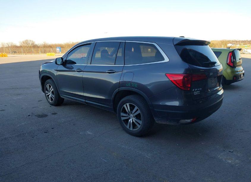 Photo 3 of 2017 Honda Pilot EX-L (VIN 5FNYF6H85HB004010)