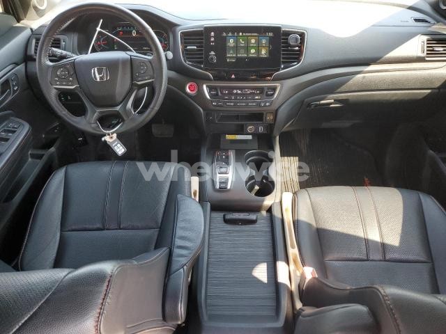 Photo 6 of 2022 HONDA PILOT TRAILSPORT (VIN 5FNYF6H85NB503465)