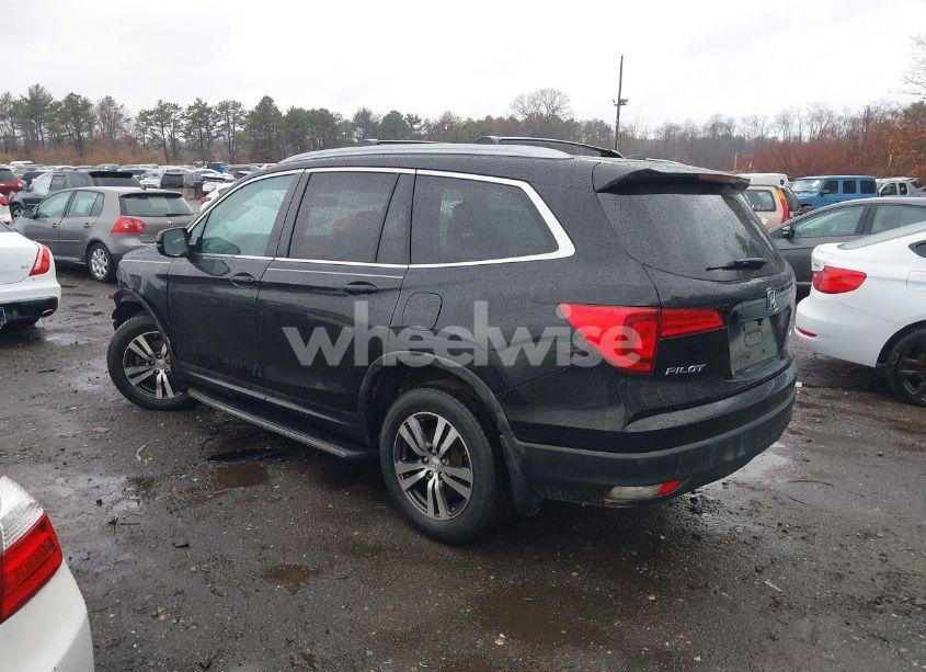 Photo 3 of 2016 Honda Pilot EX-L (VIN 5FNYF6H86GB055224)