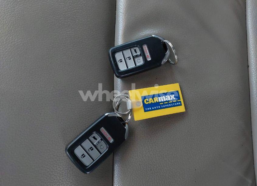 Photo 11 of 2016 Honda Pilot EX-L (VIN 5FNYF6H88GB009653)