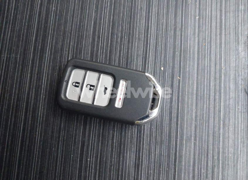 Photo 11 of 2016 Honda Pilot EX-L (VIN 5FNYF6H88GB072560)