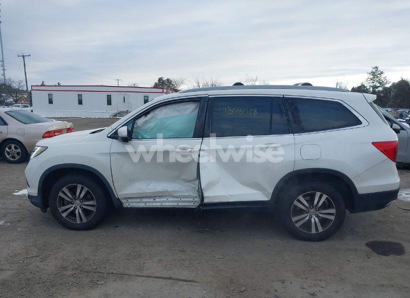 Photo 14 of 2016 Honda Pilot EX-L (VIN 5FNYF6H88GB072560)