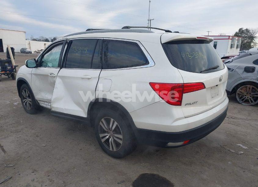 Photo 3 of 2016 Honda Pilot EX-L (VIN 5FNYF6H88GB072560)