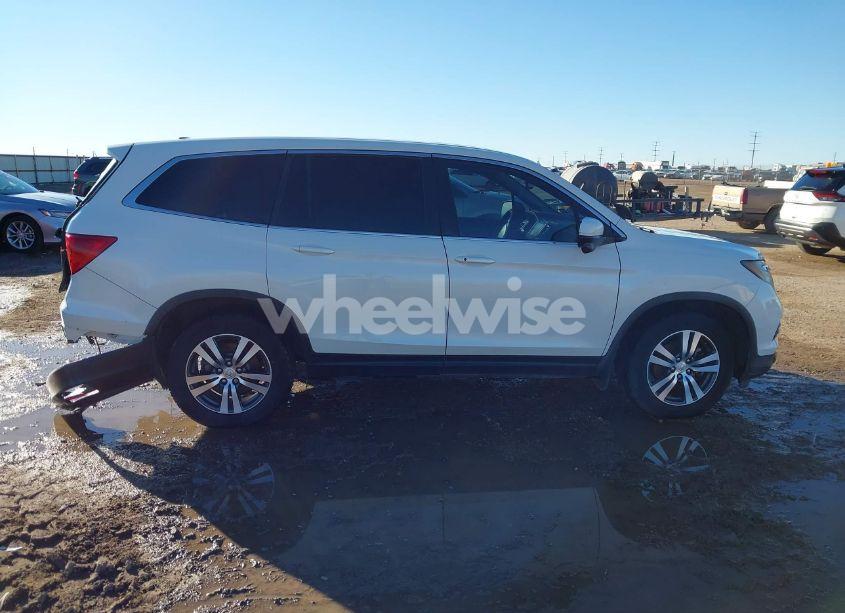 Photo 14 of 2016 Honda Pilot EX-L (VIN 5FNYF6H89GB097662)