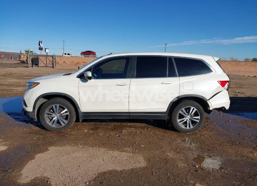 Photo 15 of 2016 Honda Pilot EX-L (VIN 5FNYF6H89GB097662)