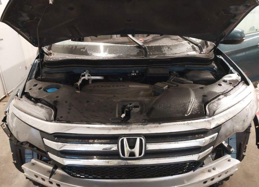 Photo 10 of 2017 Honda Pilot EX-L (VIN 5FNYF6H89HB071810)