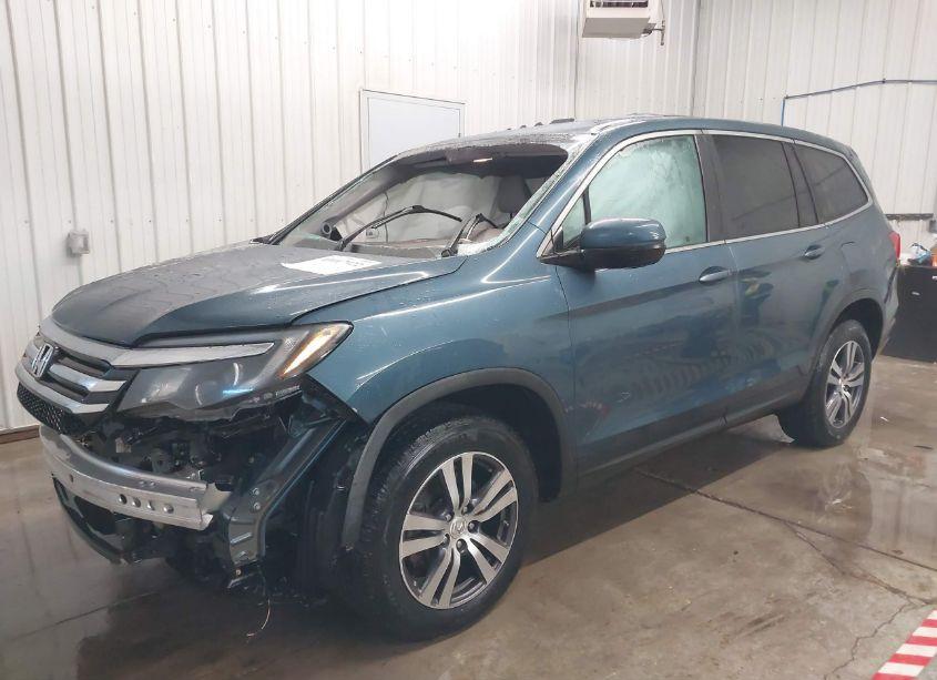 Photo 2 of 2017 Honda Pilot EX-L (VIN 5FNYF6H89HB071810)