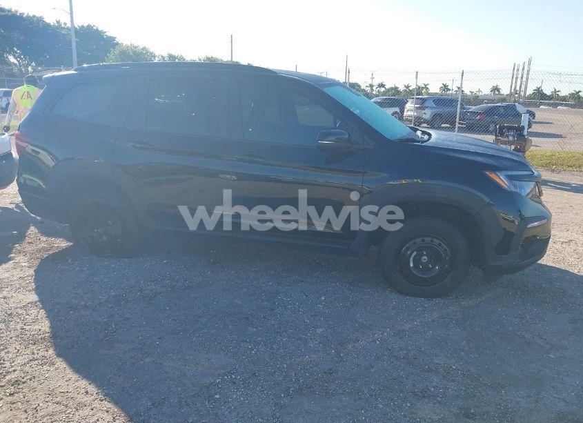 2022 Honda Pilot AWD TRAILSPORT (VIN 5FNYF6H8XNB085730) main photo