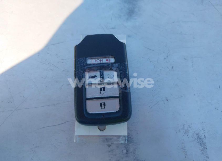 Photo 11 of 2022 Honda Pilot AWD TRAILSPORT (VIN 5FNYF6H8XNB085730)