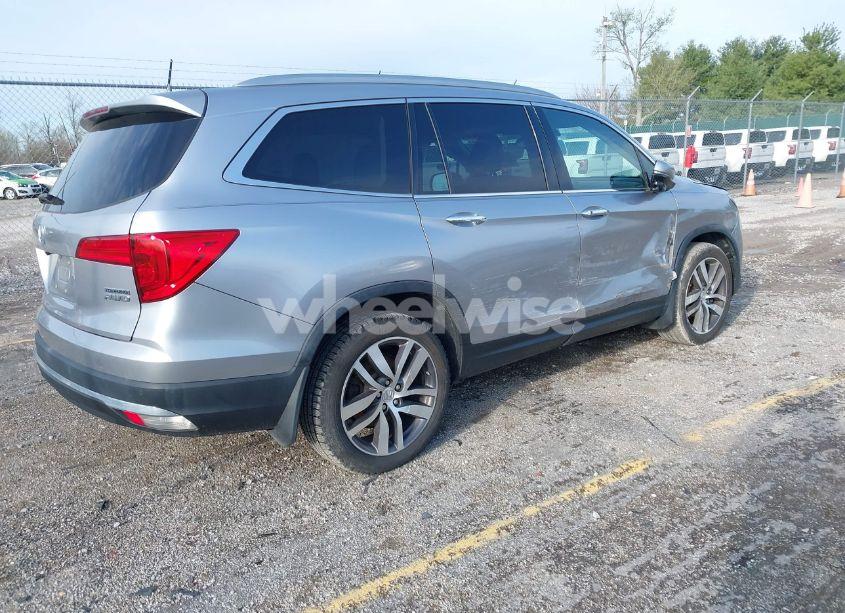 Photo 4 of 2016 Honda Pilot TOURING (VIN 5FNYF6H90GB024902)