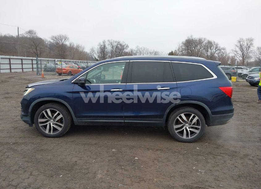 Photo 14 of 2016 Honda Pilot TOURING (VIN 5FNYF6H90GB033664)