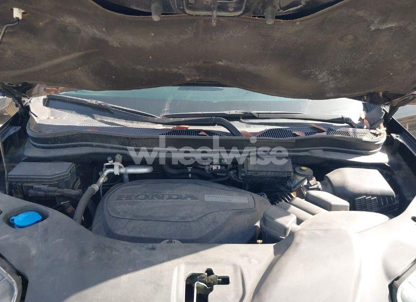 Photo 10 of 2016 Honda Pilot TOURING (VIN 5FNYF6H90GB107620)