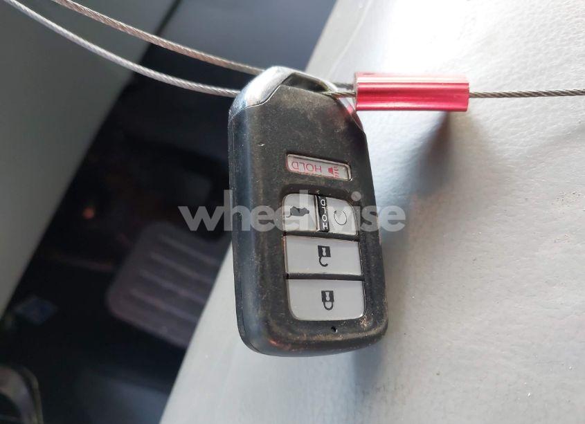 Photo 11 of 2016 Honda Pilot TOURING (VIN 5FNYF6H90GB122098)