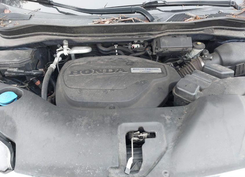 Photo 10 of 2017 Honda Pilot TOURING (VIN 5FNYF6H90HB015571)