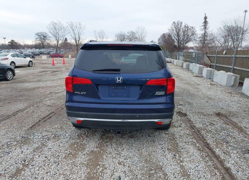 Photo 16 of 2017 Honda Pilot TOURING (VIN 5FNYF6H90HB015571)