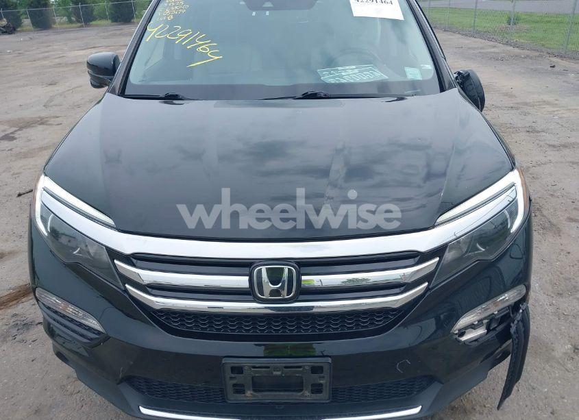 Photo 12 of 2017 Honda Pilot TOURING (VIN 5FNYF6H90HB052474)