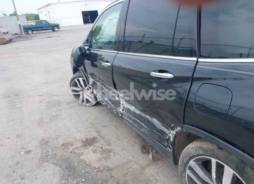 Photo 6 of 2017 Honda Pilot TOURING (VIN 5FNYF6H90HB052474)