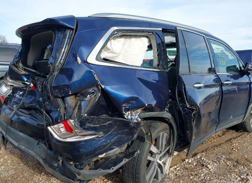 Photo 12 of 2017 Honda Pilot TOURING (VIN 5FNYF6H91HB005115)