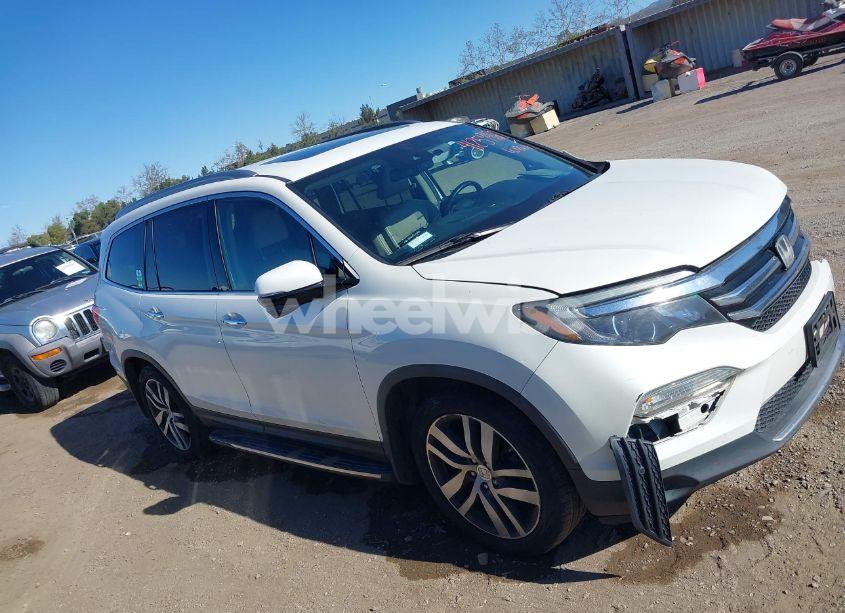 Photo 13 of 2017 Honda Pilot TOURING (VIN 5FNYF6H91HB097505)