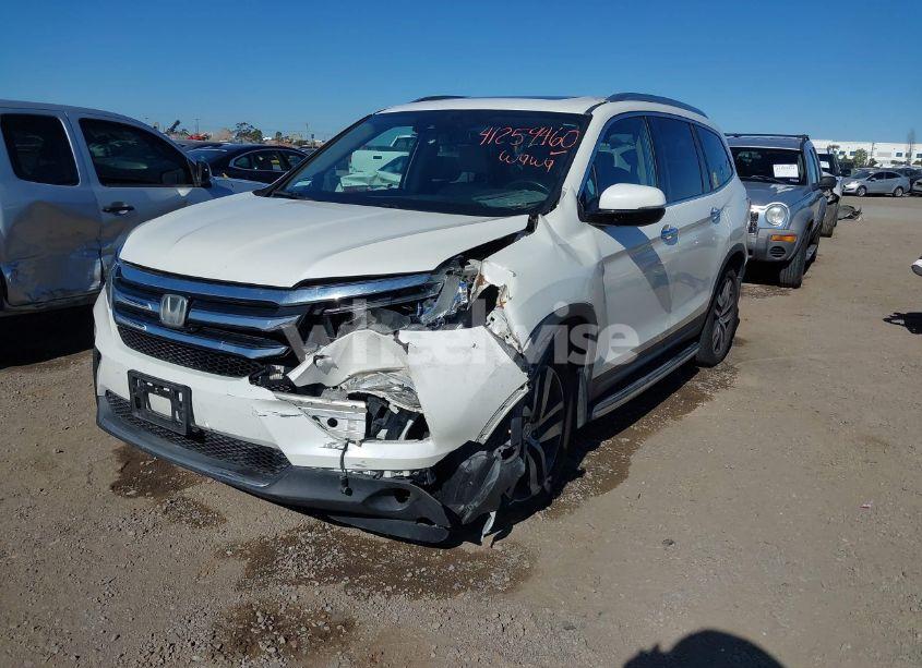 Photo 2 of 2017 Honda Pilot TOURING (VIN 5FNYF6H91HB097505)