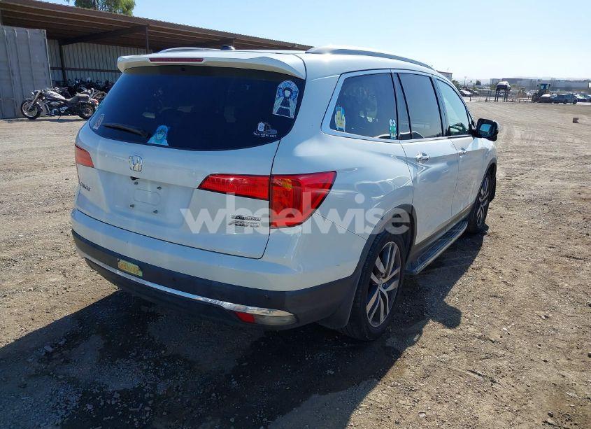 Photo 4 of 2017 Honda Pilot TOURING (VIN 5FNYF6H91HB097505)