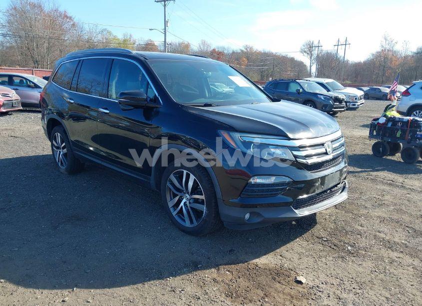 2016 Honda Pilot TOURING (VIN 5FNYF6H92GB075172) main photo
