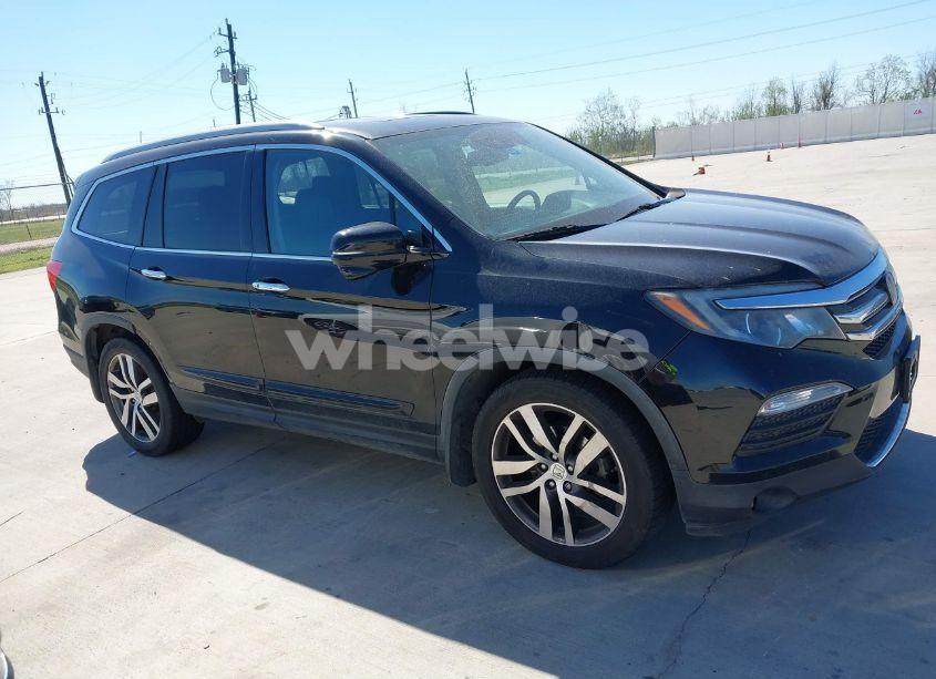 Photo 13 of 2016 Honda Pilot TOURING (VIN 5FNYF6H92GB083370)