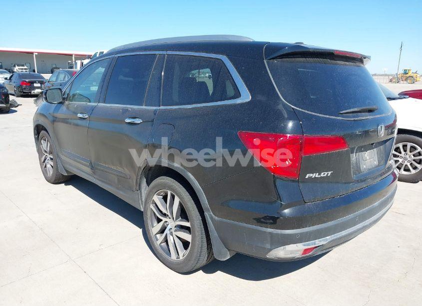 Photo 3 of 2016 Honda Pilot TOURING (VIN 5FNYF6H92GB083370)