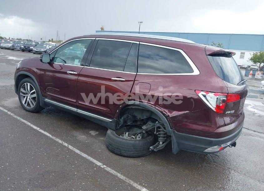 Photo 3 of 2016 Honda Pilot TOURING (VIN 5FNYF6H92GB083952)