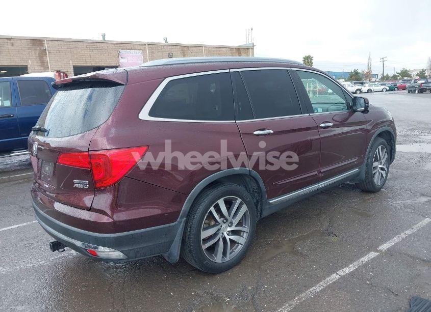 Photo 4 of 2016 Honda Pilot TOURING (VIN 5FNYF6H92GB083952)