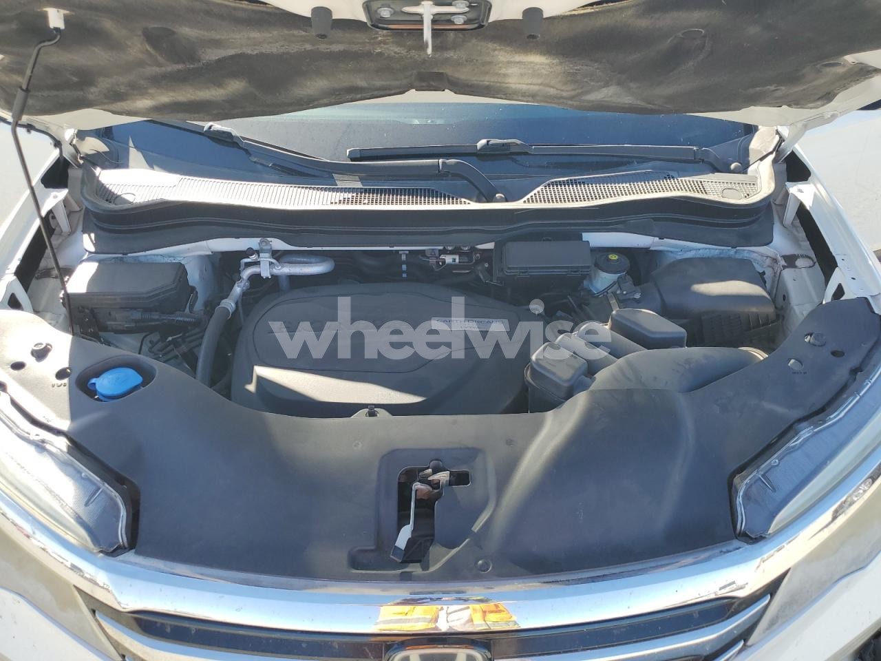 Photo 12 of 2016 HONDA PILOT TOURING (VIN 5FNYF6H92GB093462)