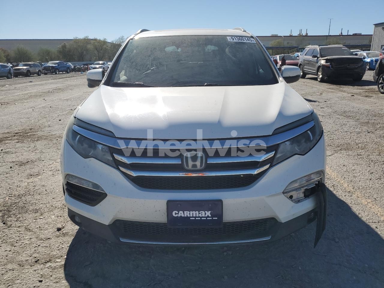 Photo 5 of 2016 HONDA PILOT TOURING (VIN 5FNYF6H92GB093462)