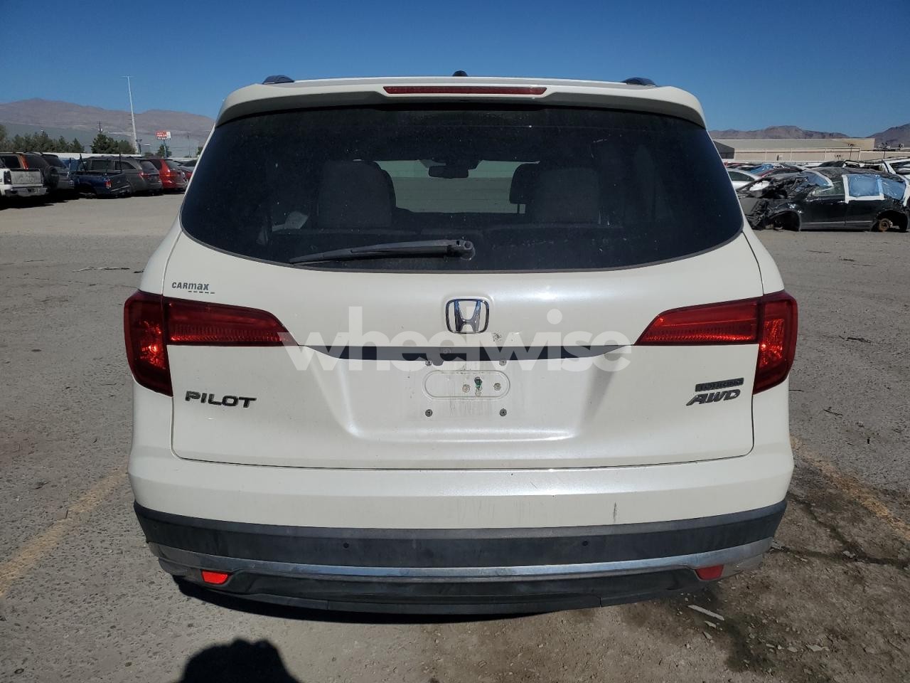 Photo 6 of 2016 HONDA PILOT TOURING (VIN 5FNYF6H92GB093462)