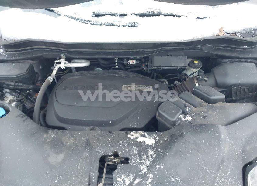 Photo 10 of 2018 Honda Pilot TOURING (VIN 5FNYF6H92JB034550)