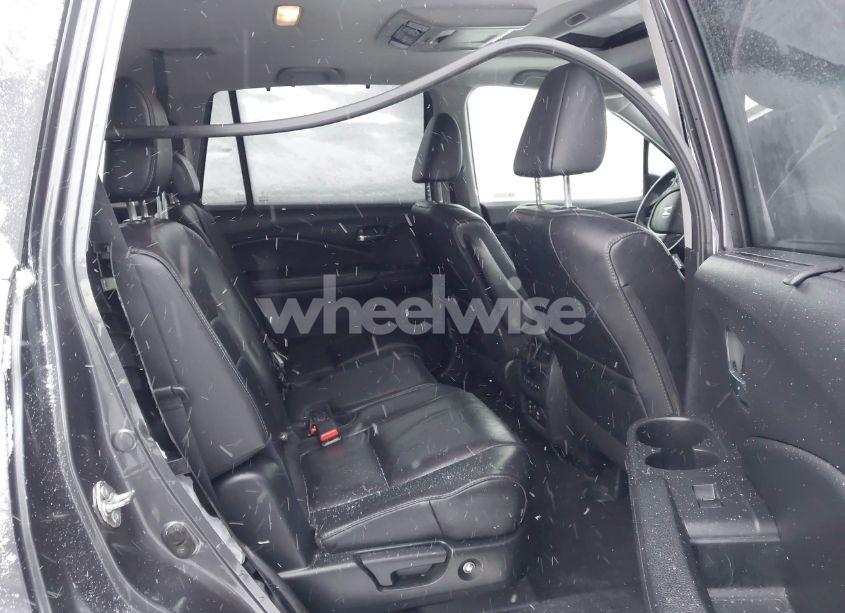 Photo 8 of 2018 Honda Pilot TOURING (VIN 5FNYF6H92JB034550)